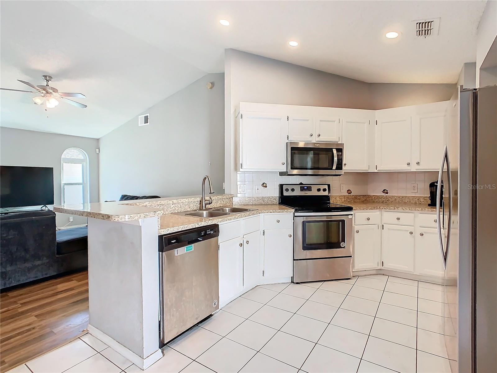 3123 FAIRFIELD DR, KISSIMMEE, FL, 34743