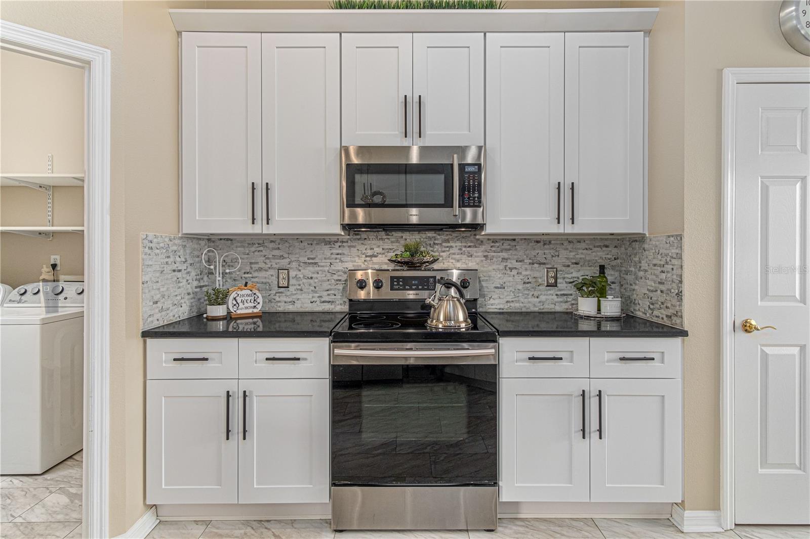 460 QUAIL HILL DR, DEBARY, FL, 32713
