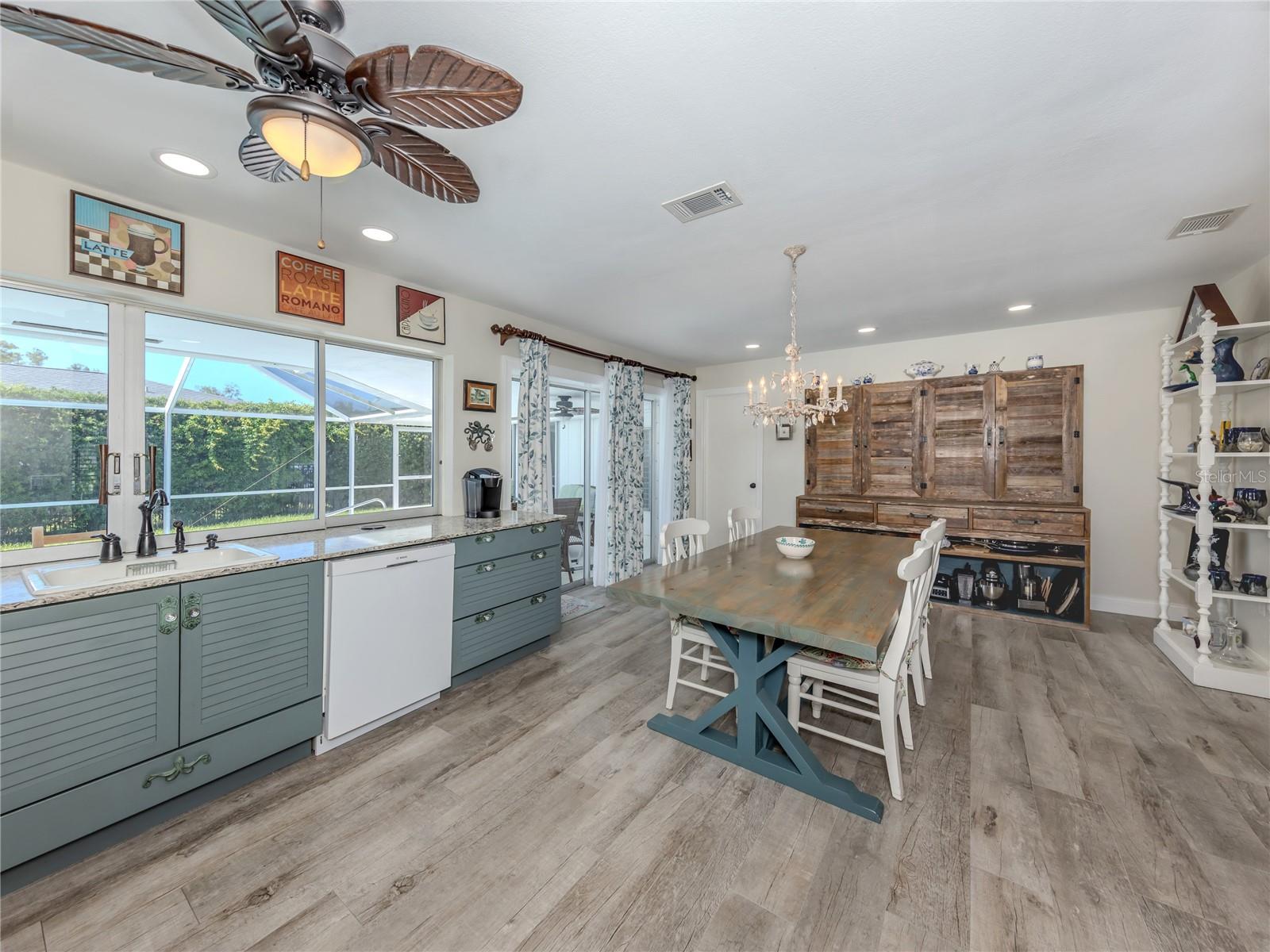 601 APALACHICOLA RD, VENICE, FL, 34285