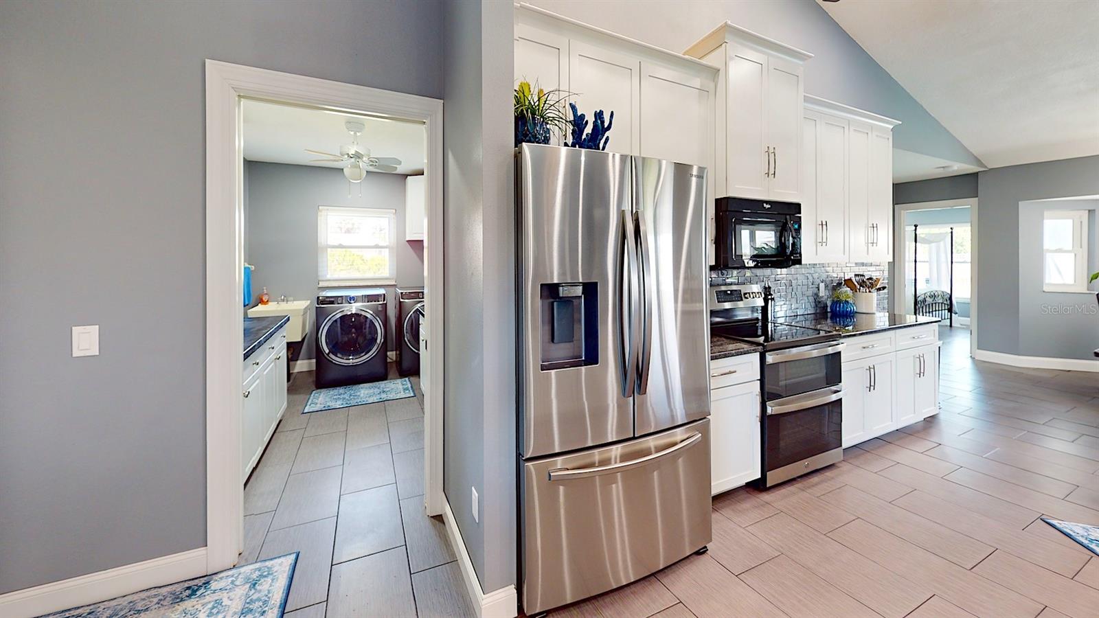 3268 MONTGOMERY DR, PORT CHARLOTTE, FL, 33981