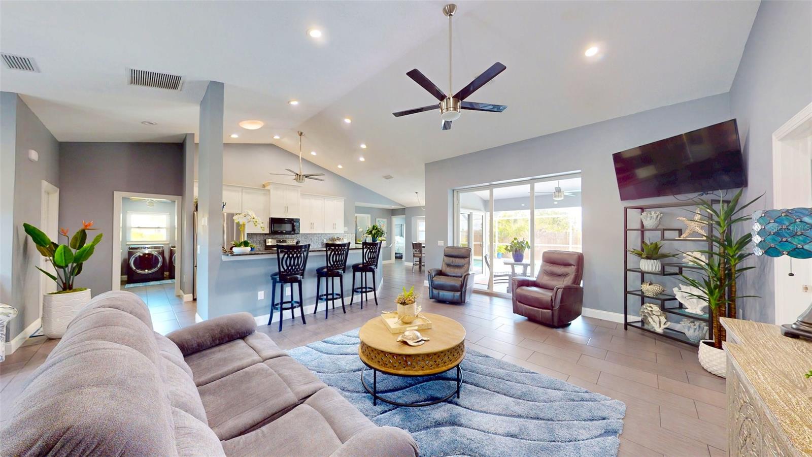 3268 MONTGOMERY DR, PORT CHARLOTTE, FL, 33981