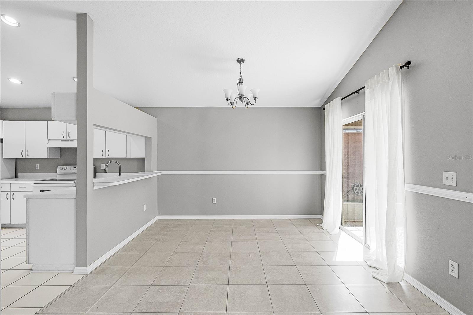1096 BALLYSHANNON PKWY, ORLANDO, FL, 32828