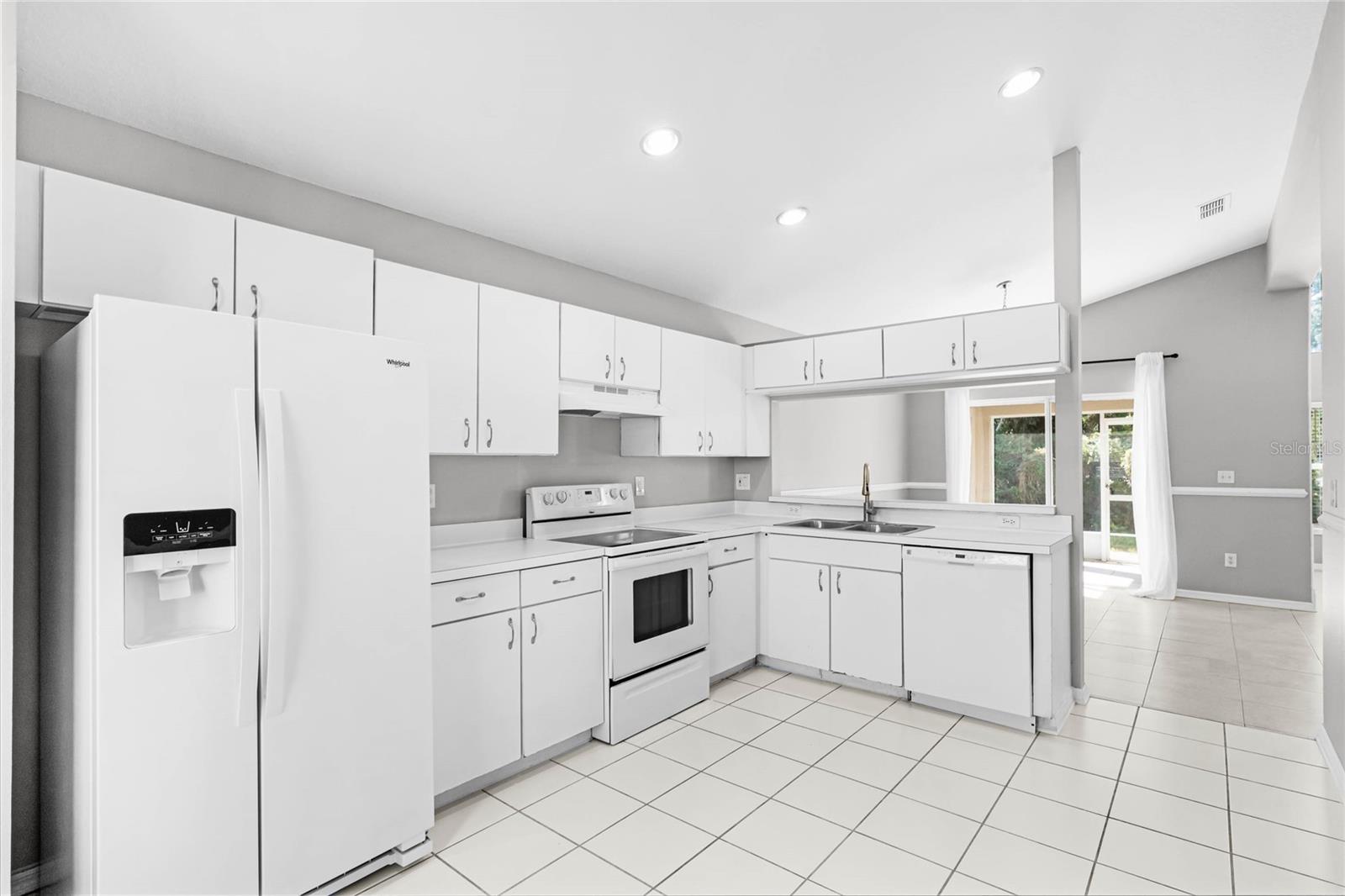 1096 BALLYSHANNON PKWY, ORLANDO, FL, 32828