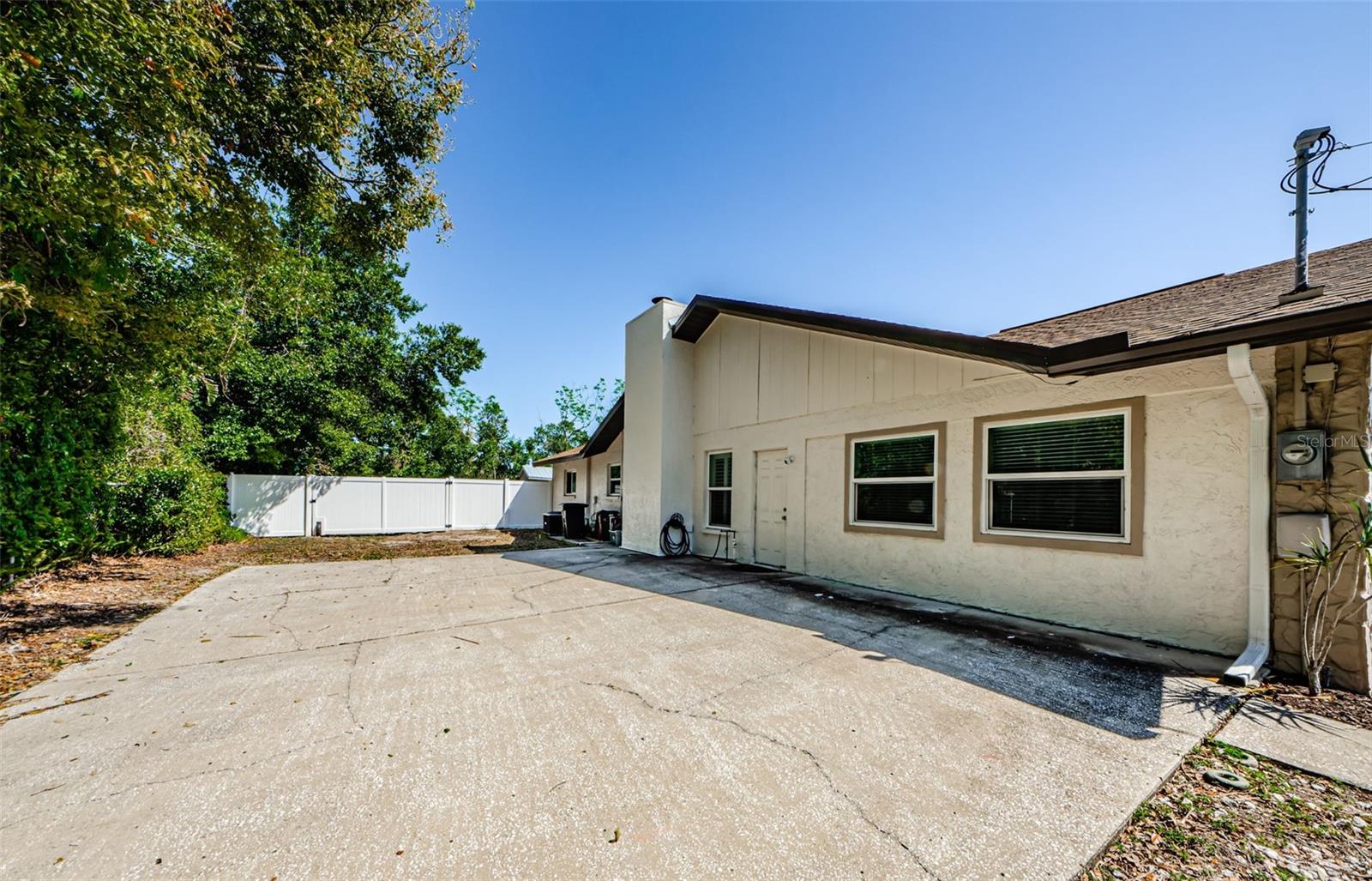 1113 CARLTON RD, TARPON SPRINGS, FL, 34689