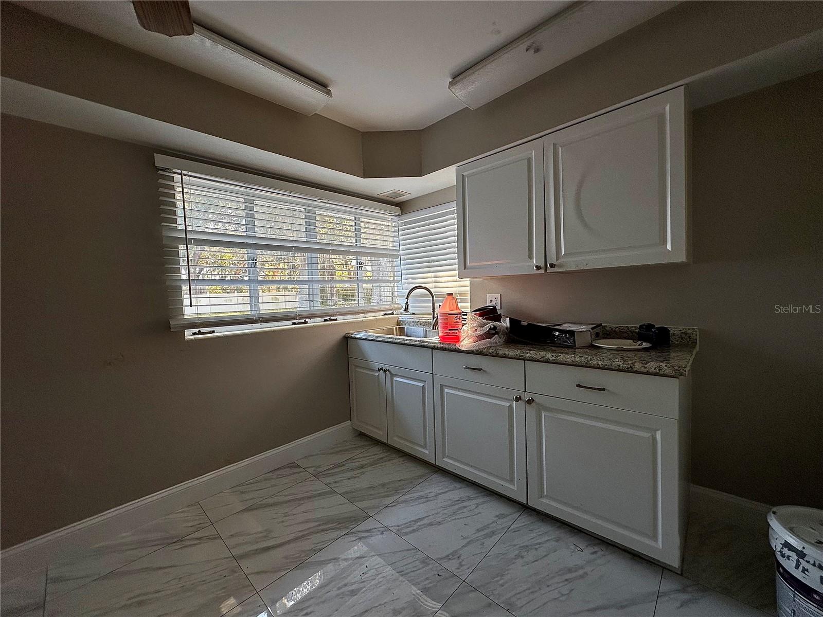 1404 W COLONIAL DR, ORLANDO, FL, 32804
