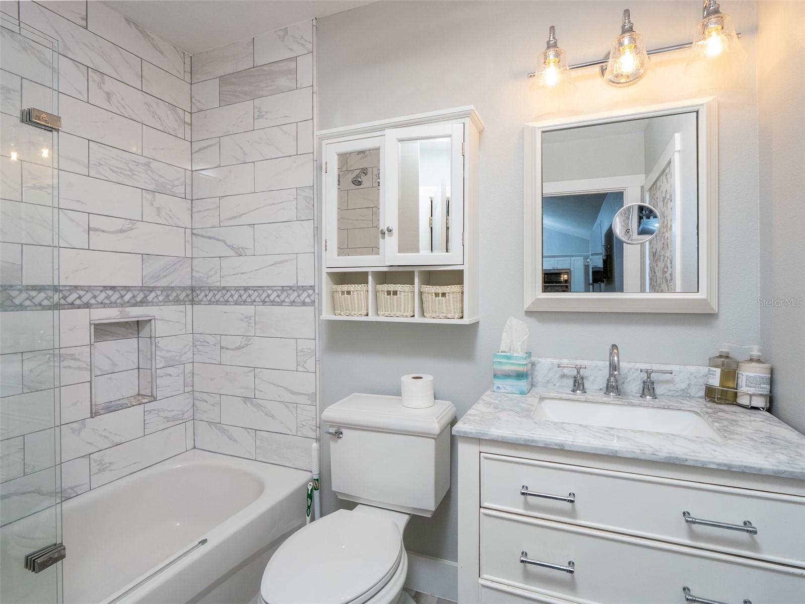 OM696206 Property Photo