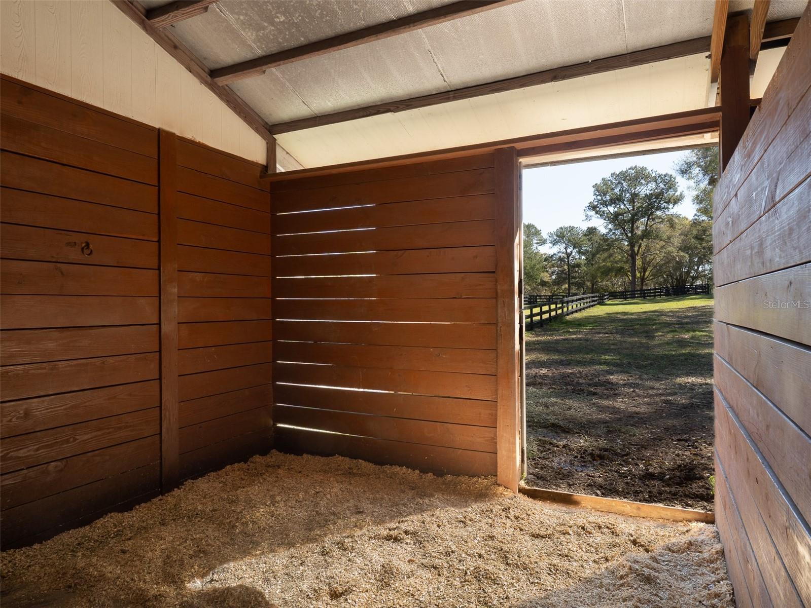 OM696206 Property Photo