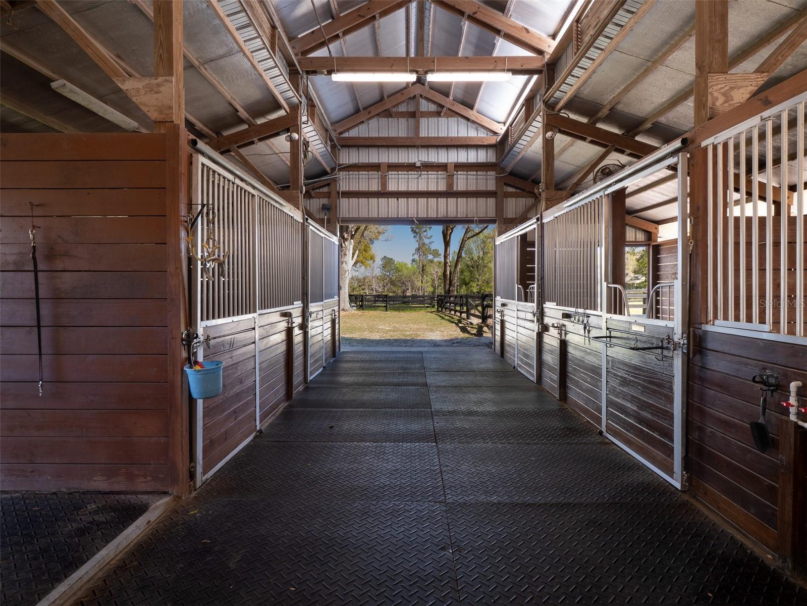 OM696206 Property Photo