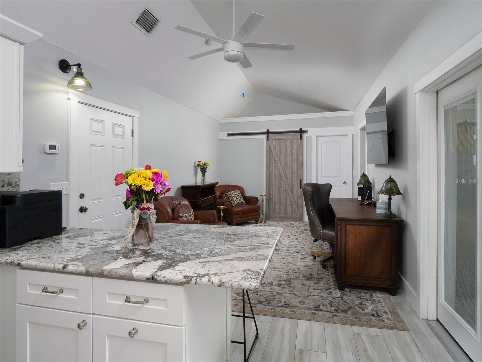 OM696206 Property Photo