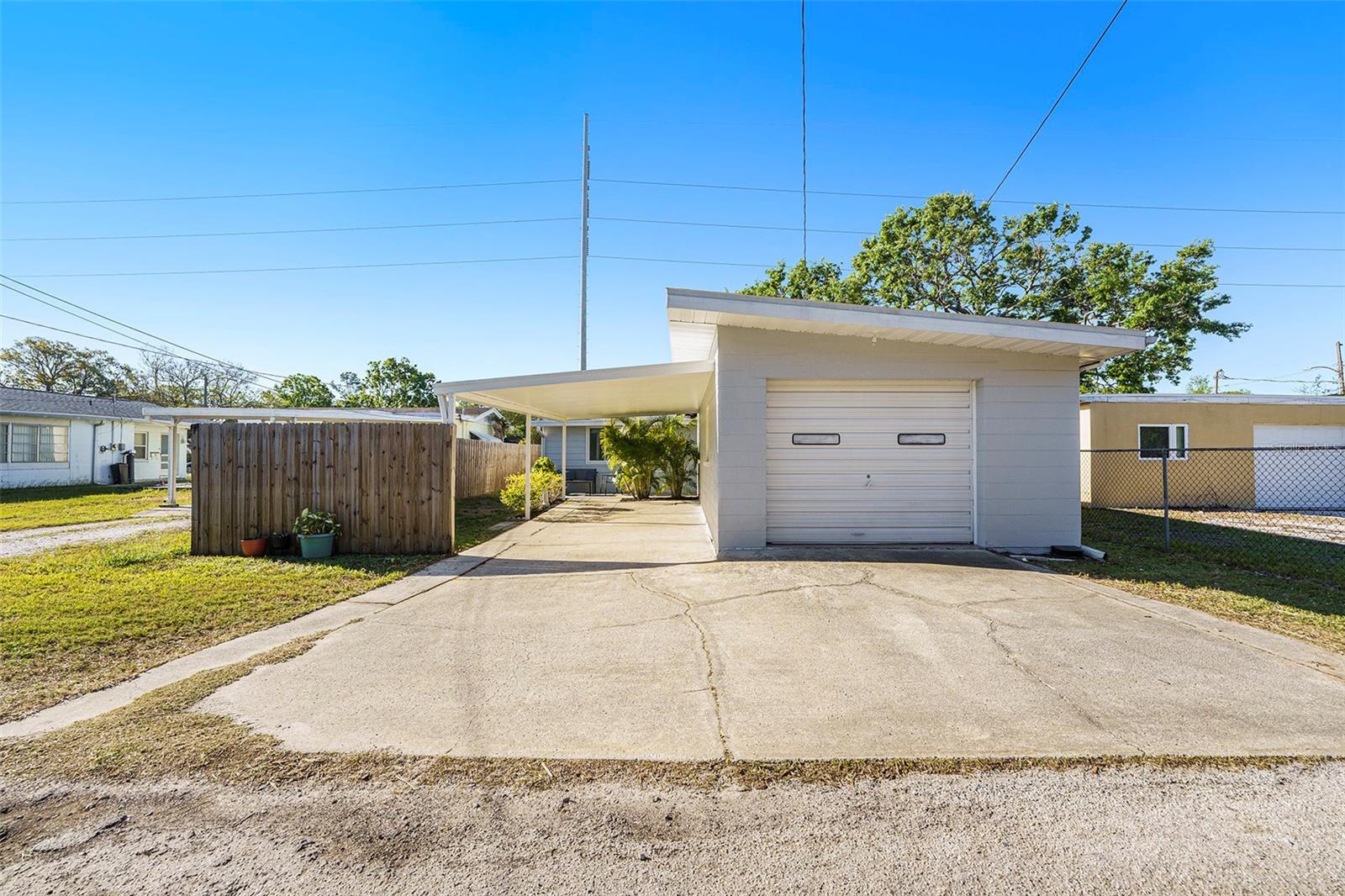 679 71ST AVE N, ST PETERSBURG, FL, 33702