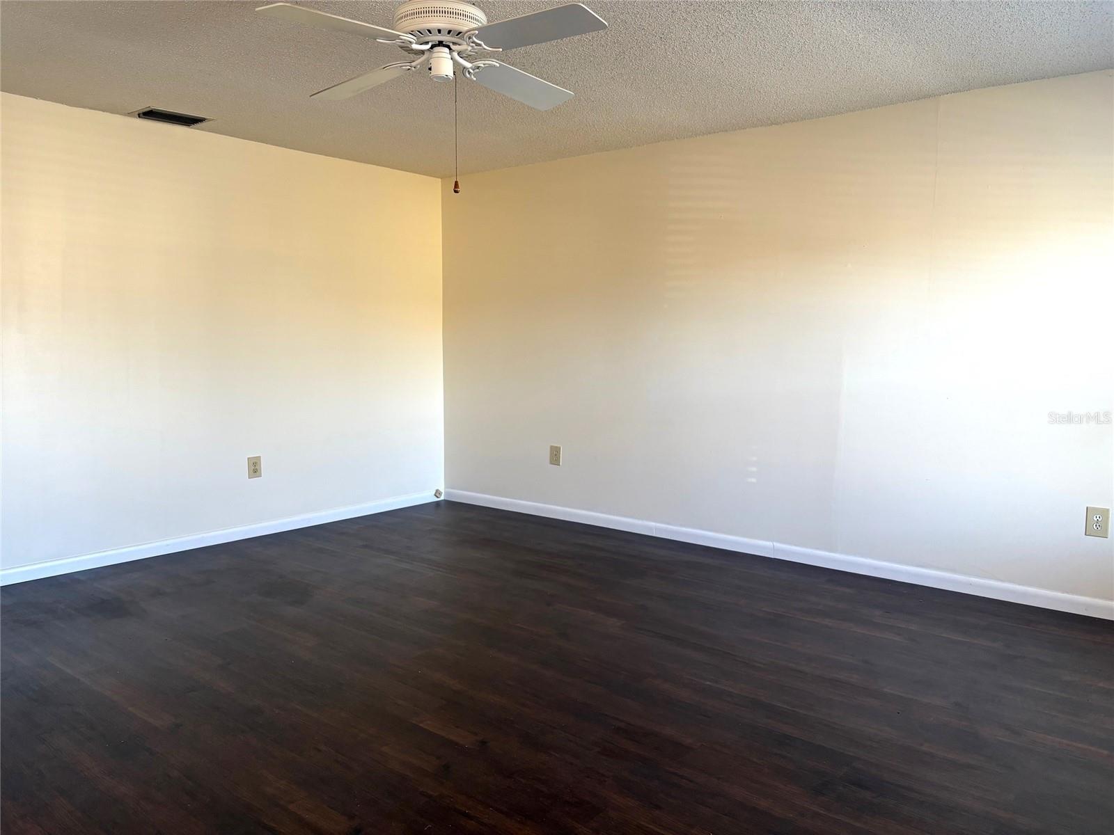1012 BURBANK CT, SUN CITY CENTER, FL, 33573