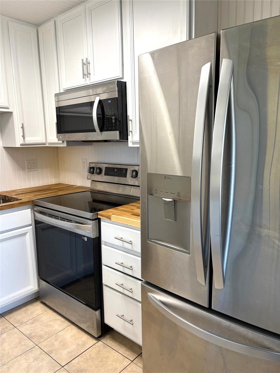 1012 BURBANK CT, SUN CITY CENTER, FL, 33573