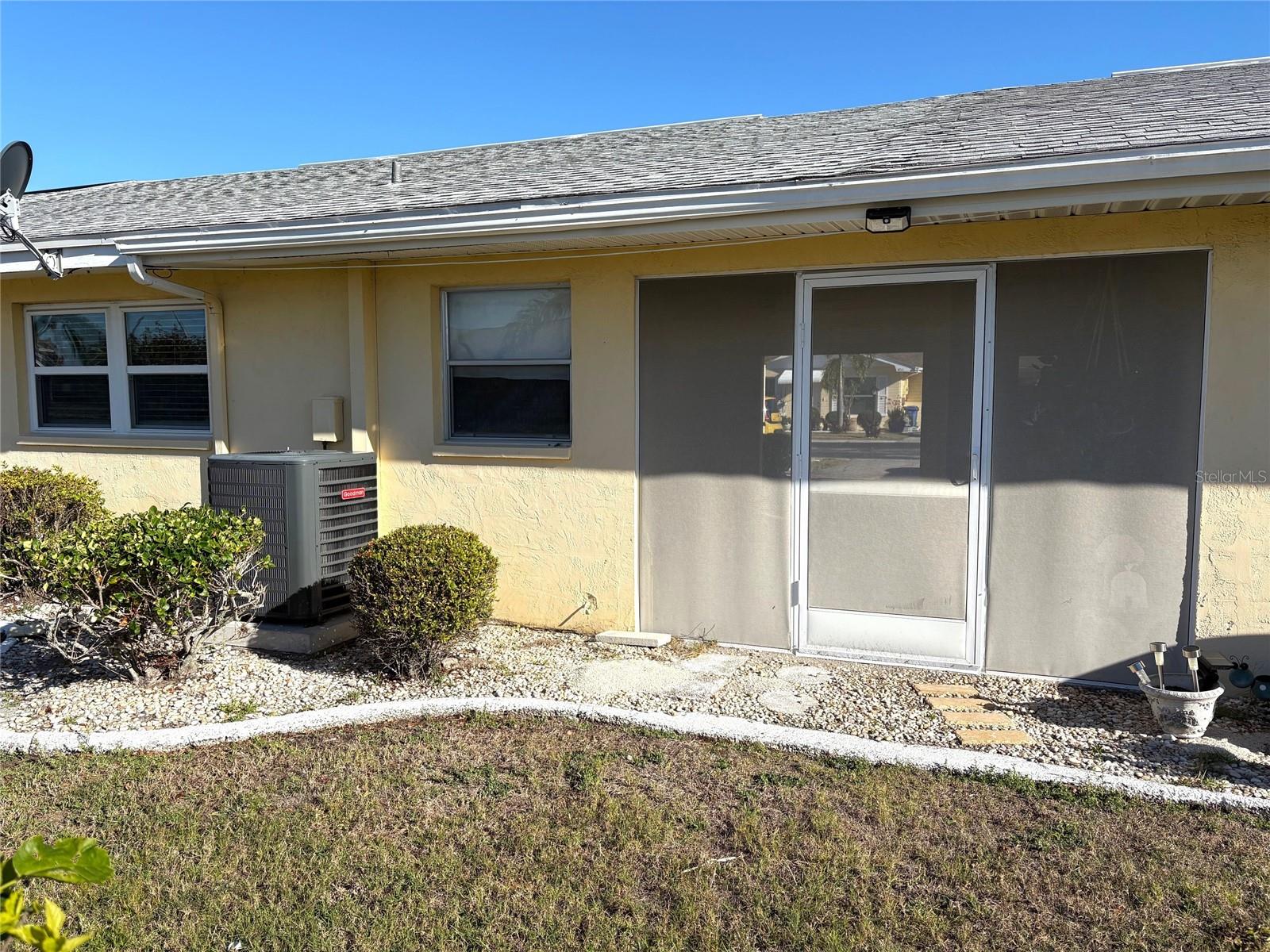 1012 BURBANK CT, SUN CITY CENTER, FL, 33573