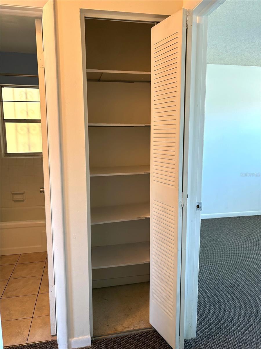 1012 BURBANK CT, SUN CITY CENTER, FL, 33573