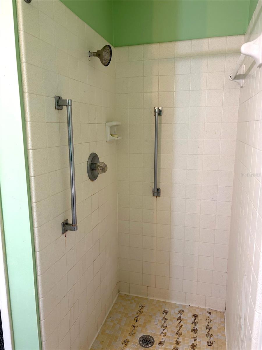 1012 BURBANK CT, SUN CITY CENTER, FL, 33573