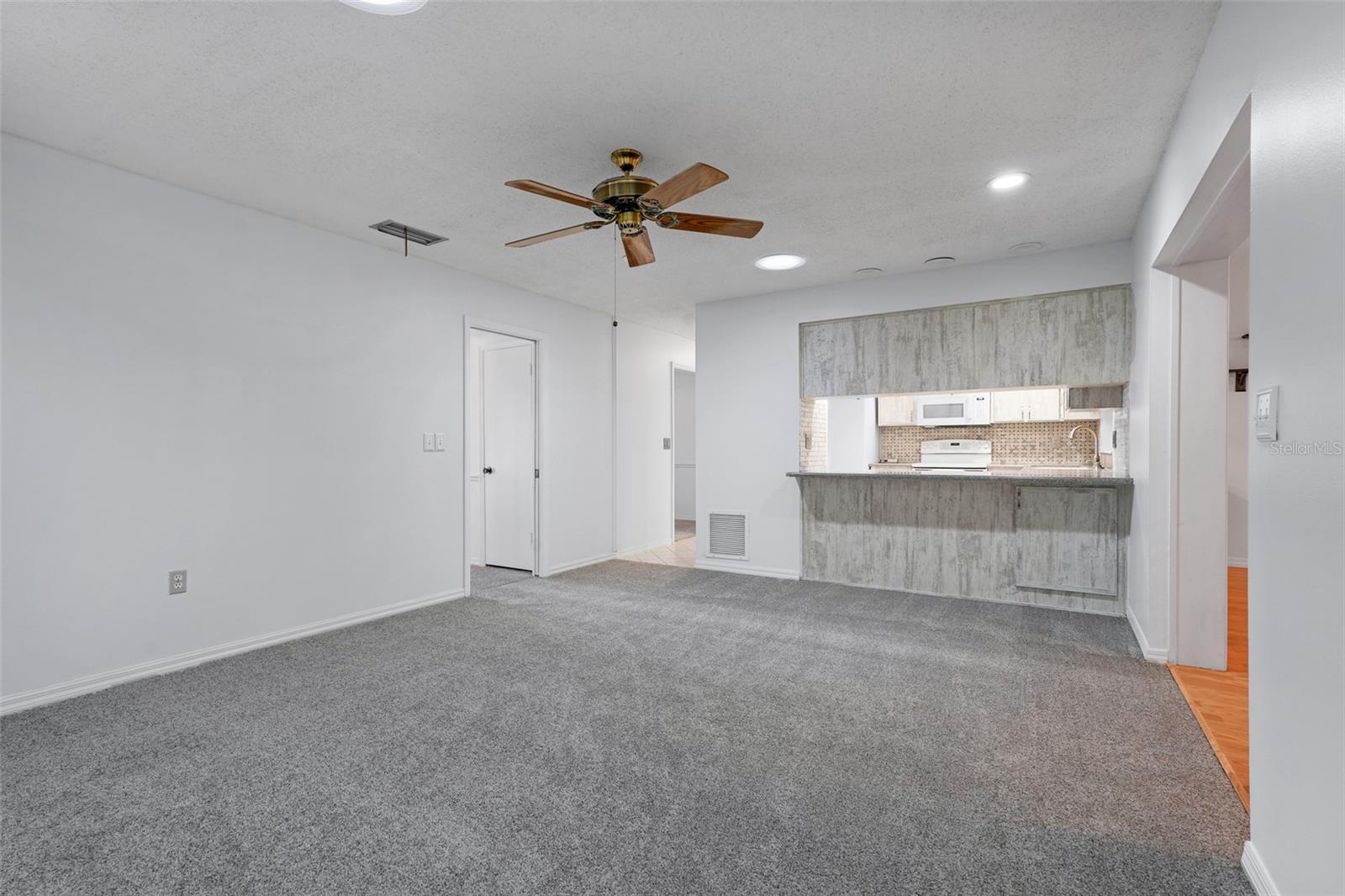 5202 GREENWAY DRIVE, ORLANDO, FL, 32819