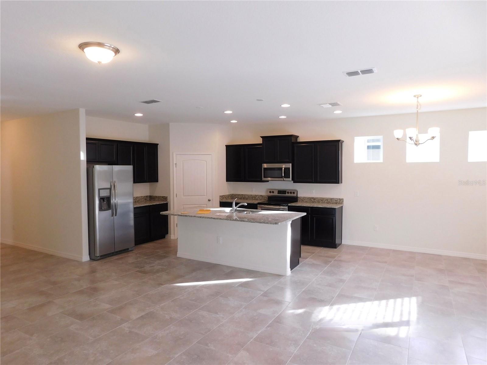 245 BRUNSWICK DR, DAVENPORT, FL, 33837
