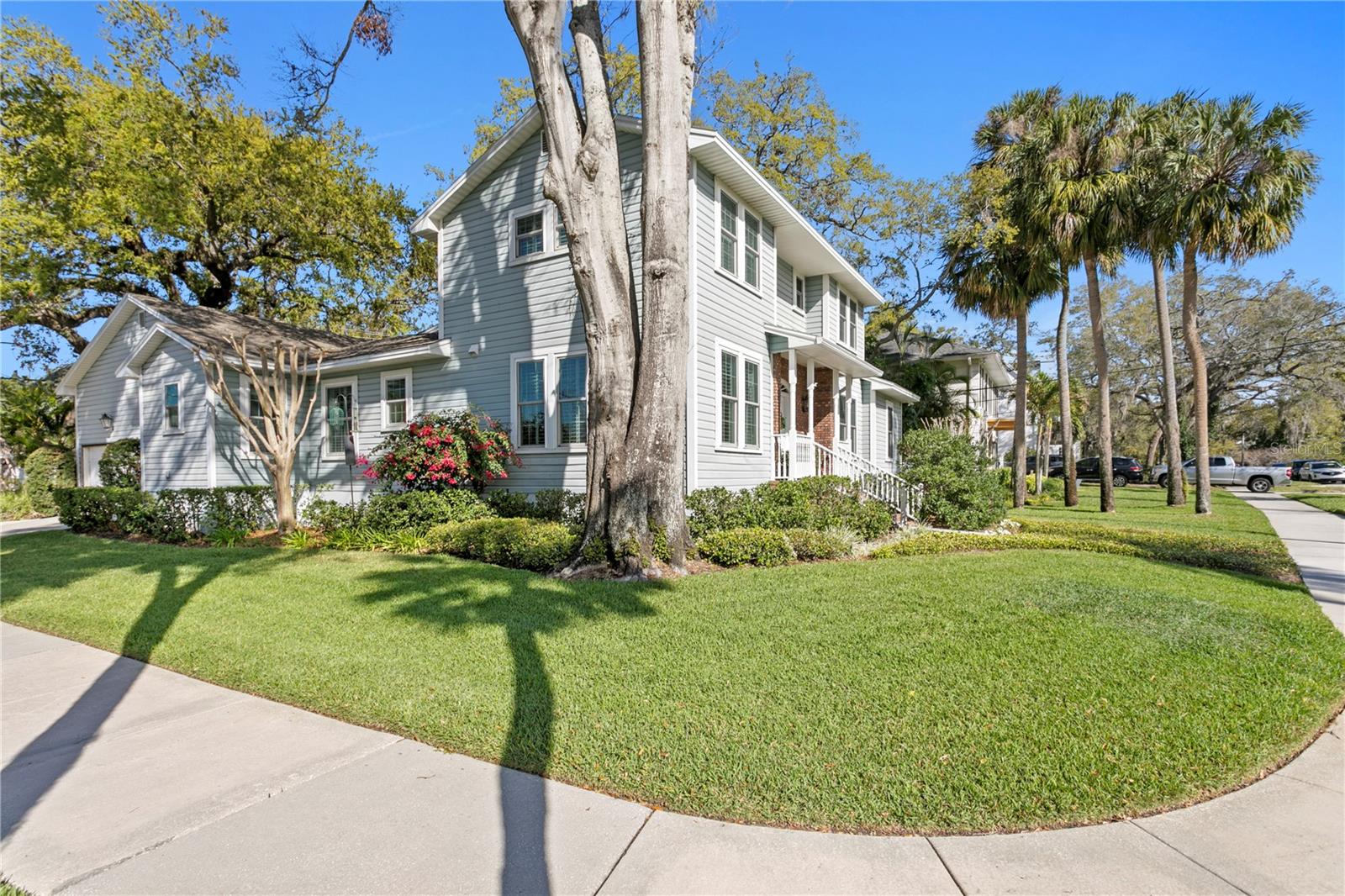823 S ROXMERE RD, TAMPA, FL, 33609