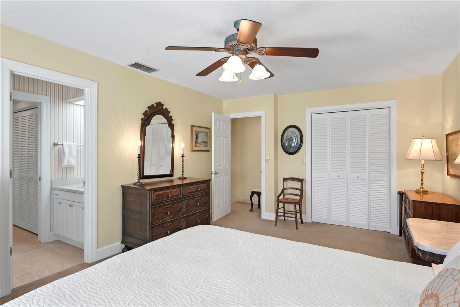 823 S ROXMERE RD, TAMPA, FL, 33609