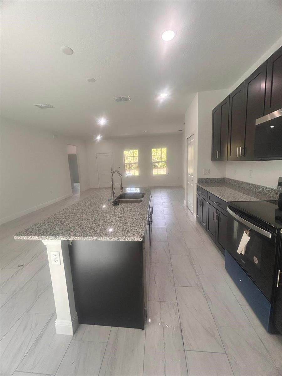 9451 N EMELLIA AVE, CITRUS SPRINGS, FL, 34433