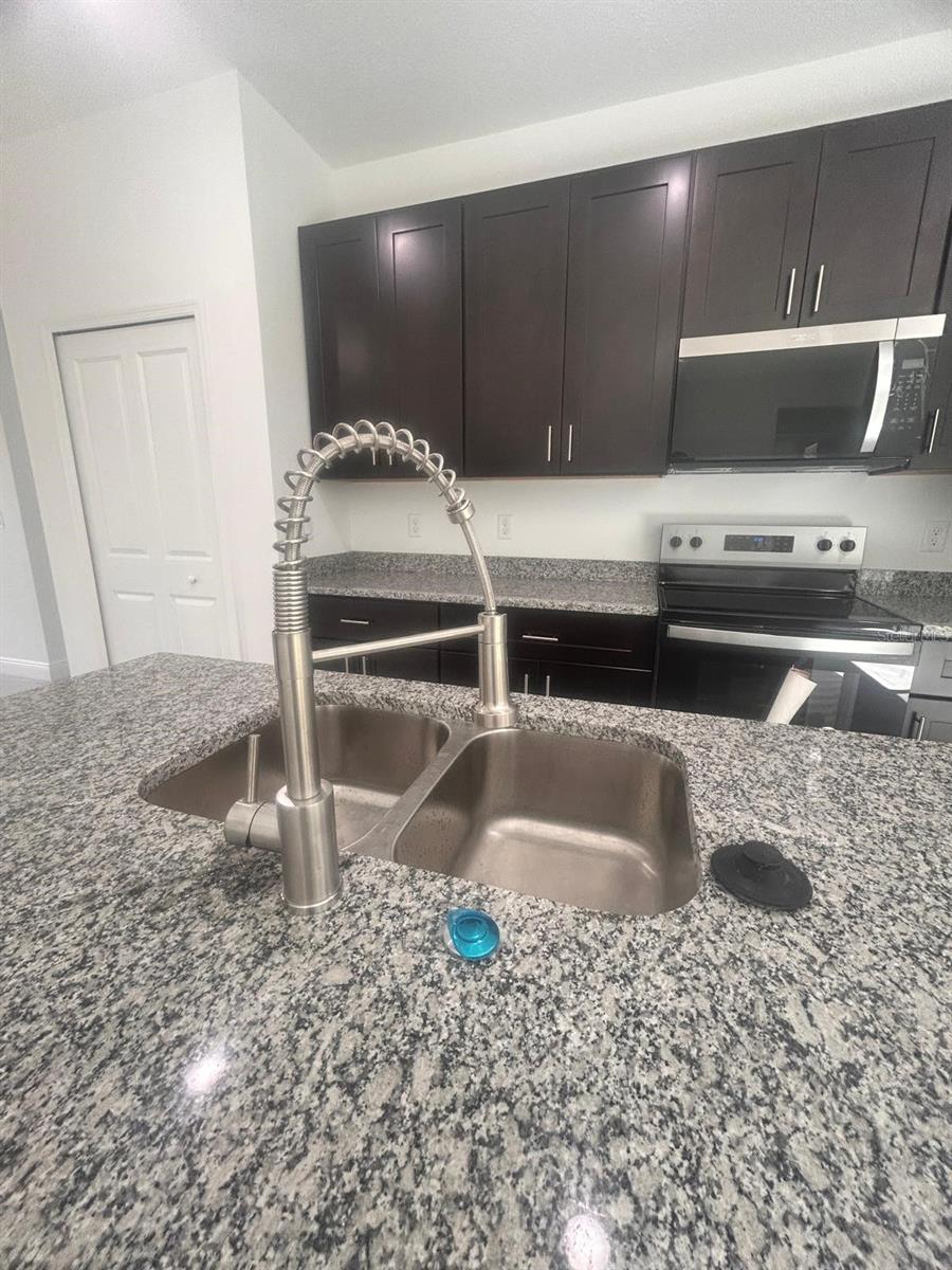 9451 N EMELLIA AVE, CITRUS SPRINGS, FL, 34433