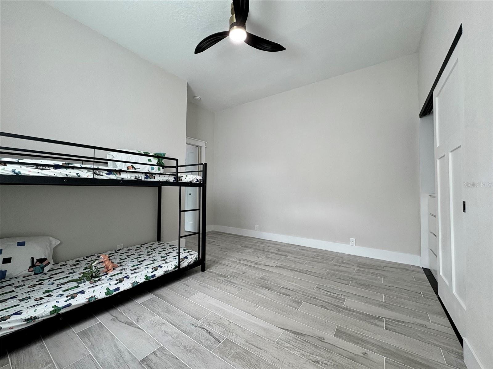 10218 GARDEN ALCOVE DR, TAMPA, FL, 33647