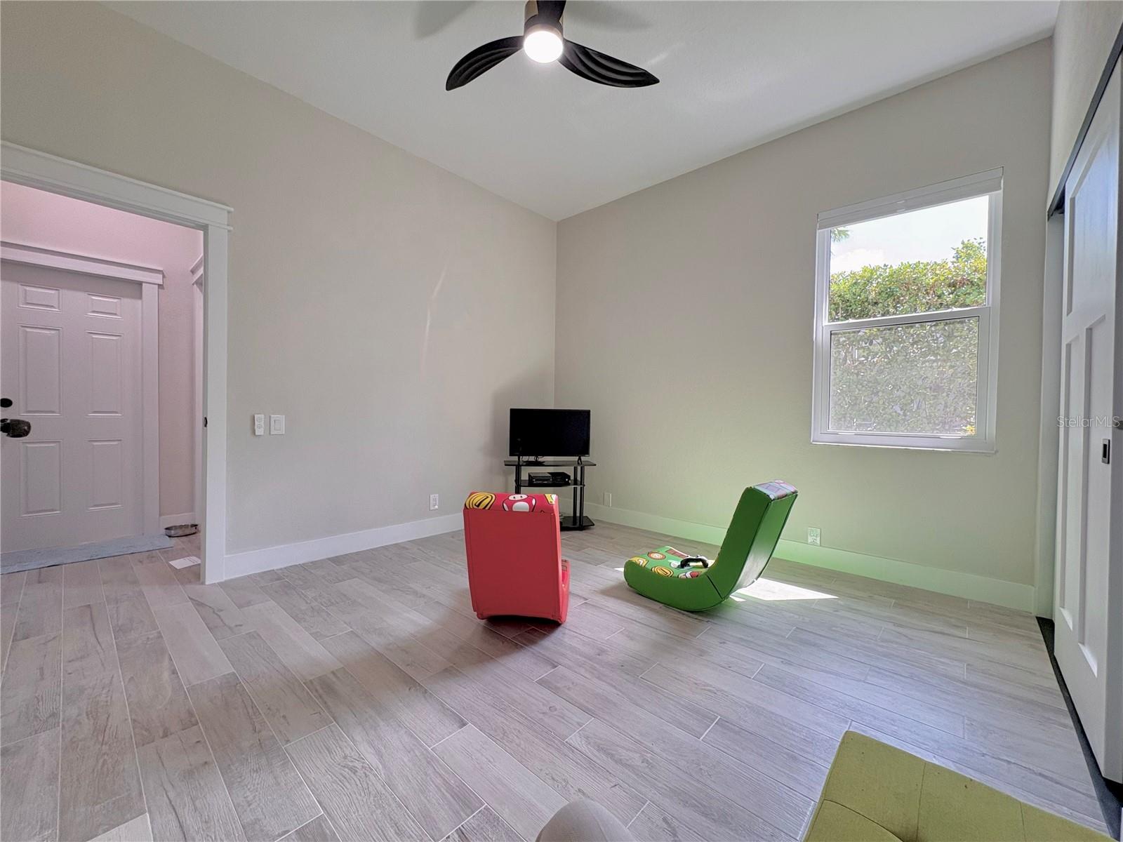 10218 GARDEN ALCOVE DR, TAMPA, FL, 33647