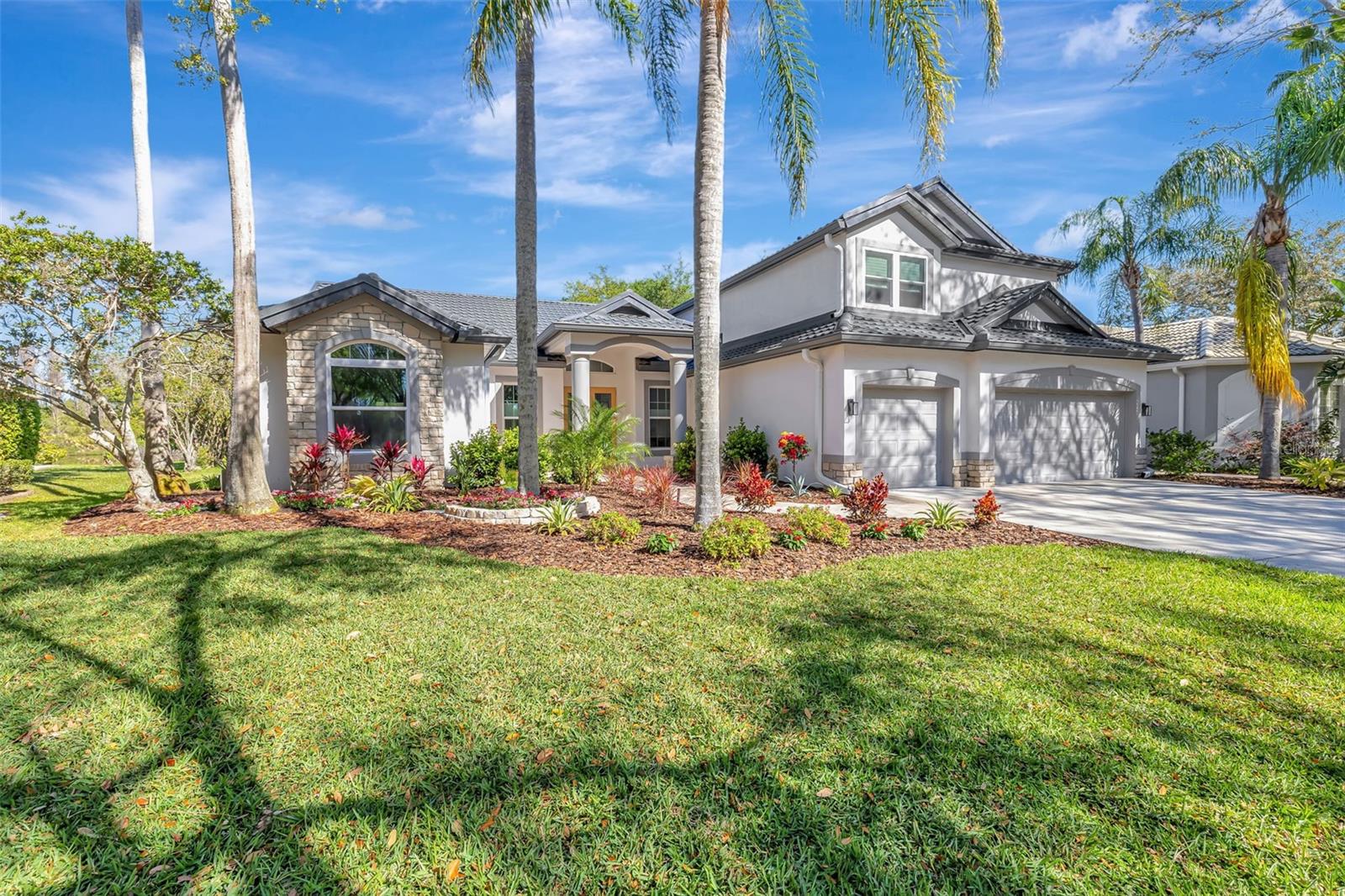 10218 GARDEN ALCOVE DR, TAMPA, FL, 33647