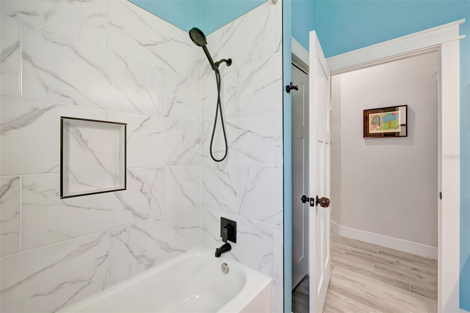 10218 GARDEN ALCOVE DR, TAMPA, FL, 33647