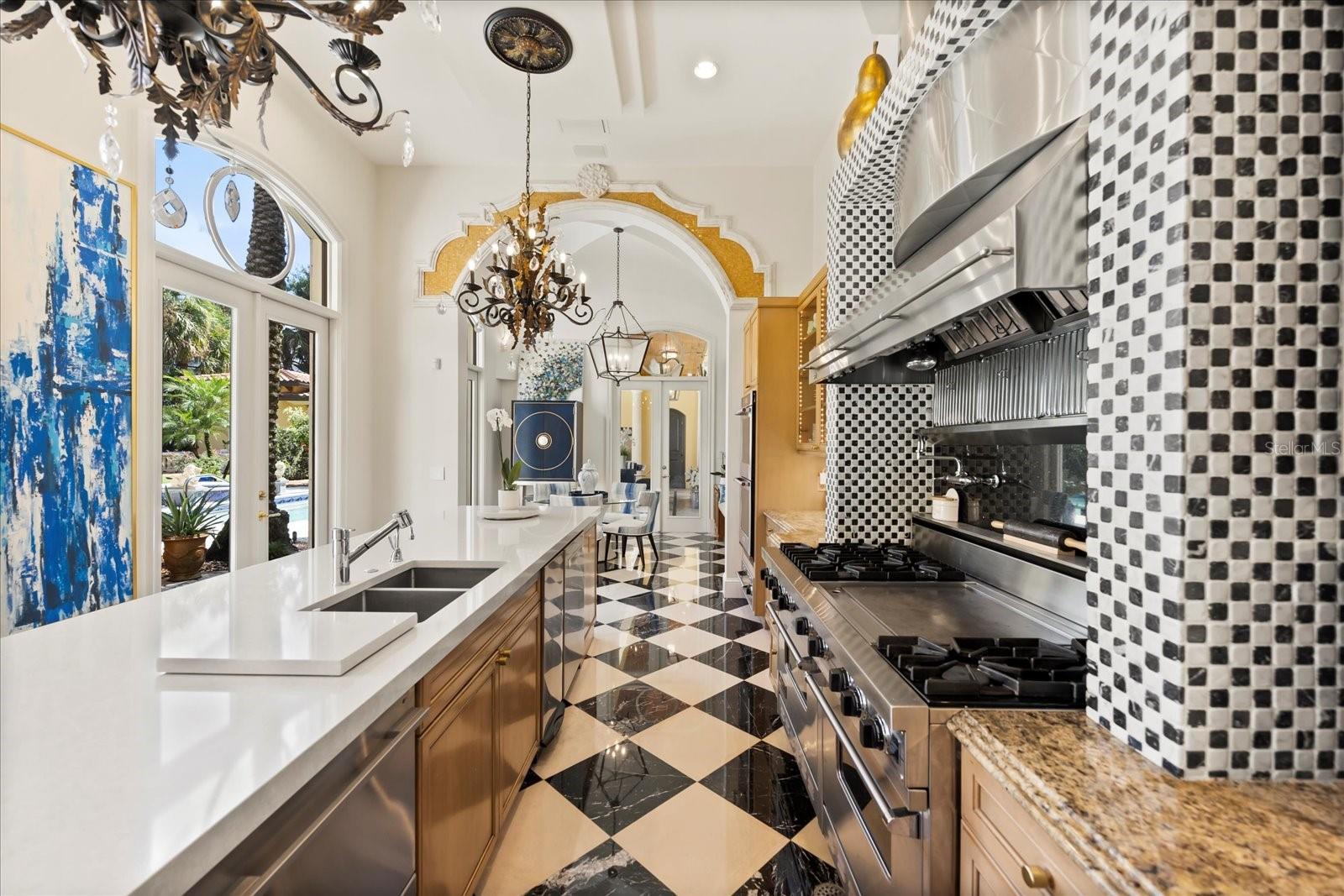 O6285791 Property Photo