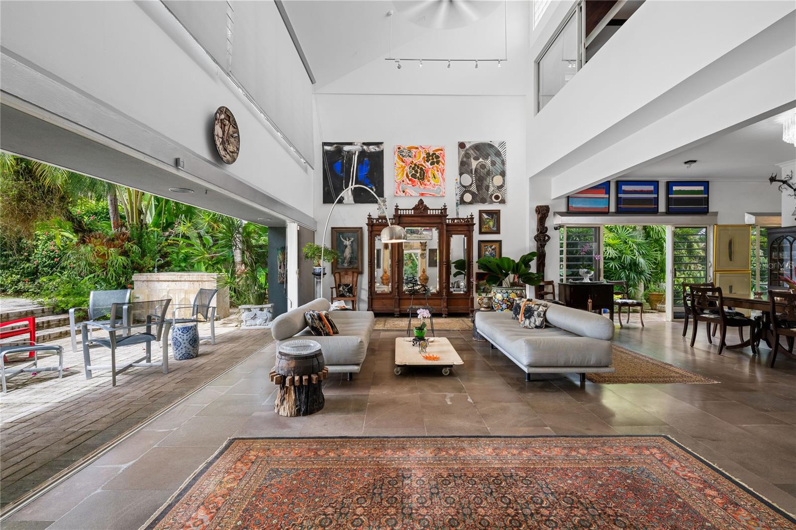 PR9112059 Property Photo