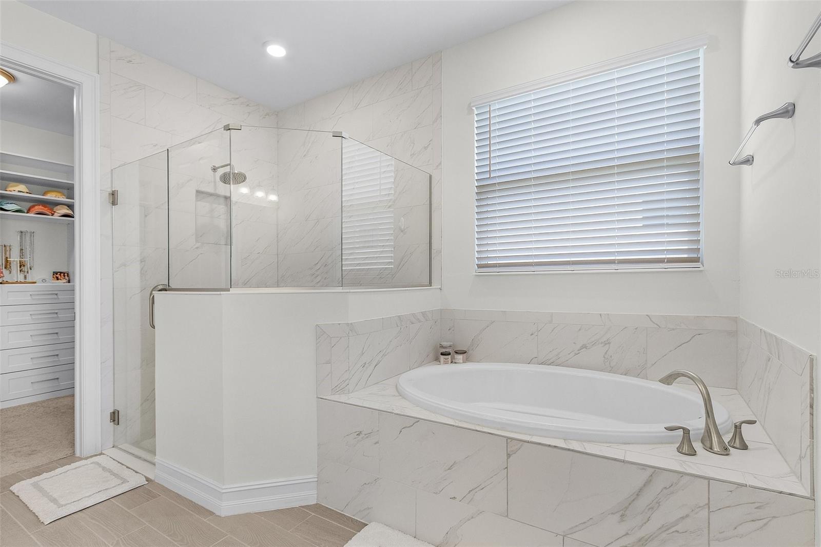 16744 SIESTA DRUM WAY, BONITA SPRINGS, FL, 34135