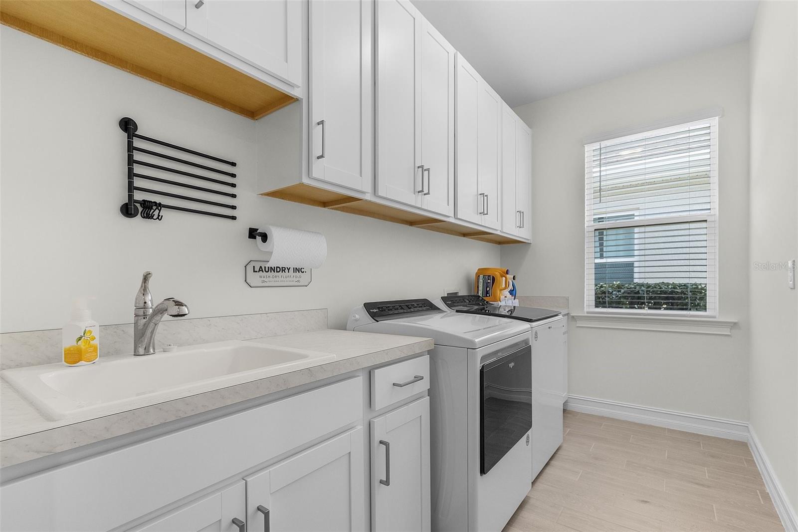 16744 SIESTA DRUM WAY, BONITA SPRINGS, FL, 34135