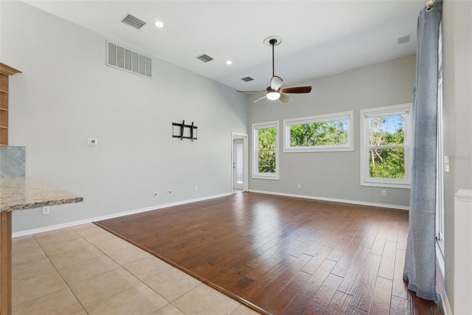 612 ADDISON DR NE, ST PETERSBURG, FL, 33716