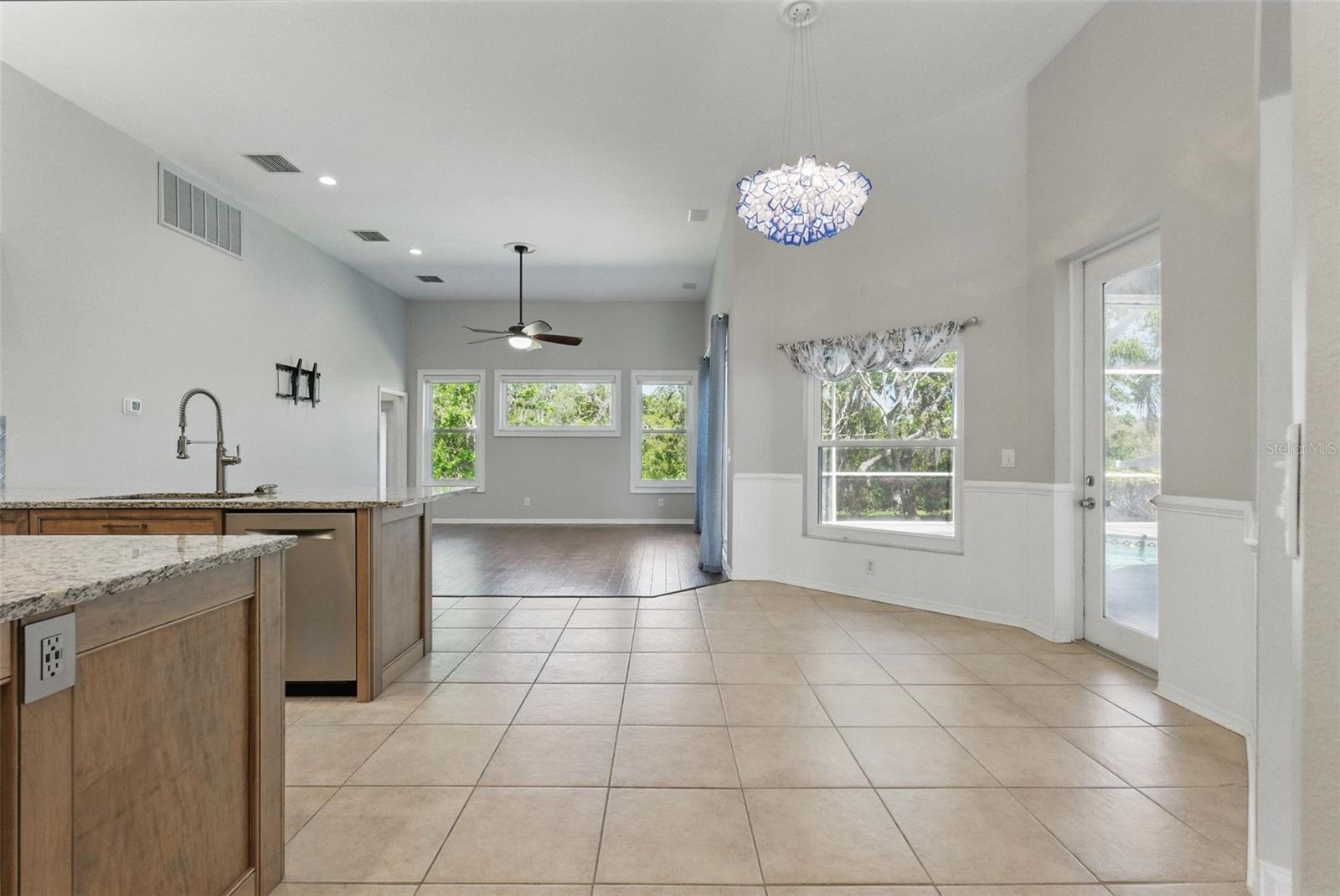 612 ADDISON DR NE, ST PETERSBURG, FL, 33716