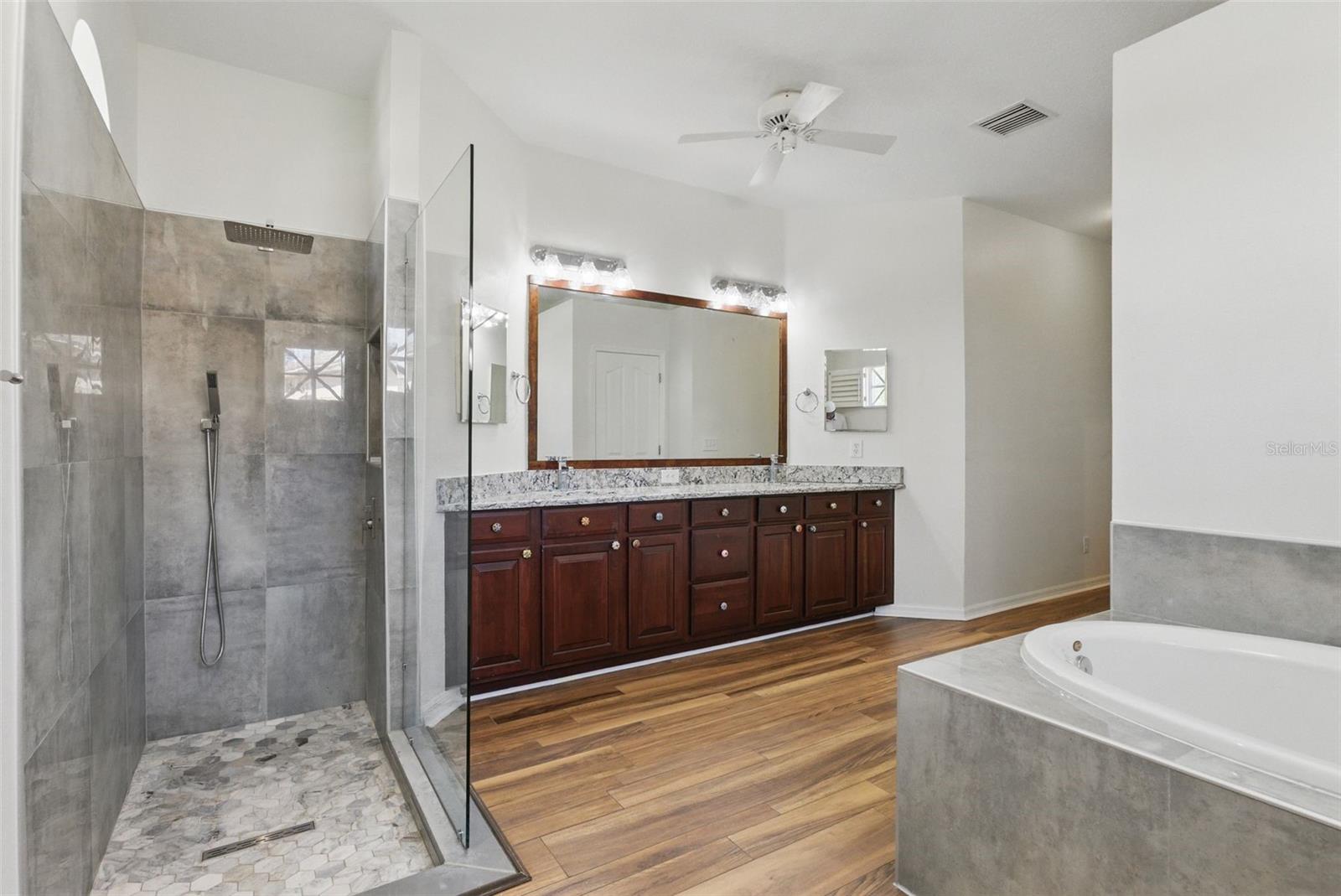 612 ADDISON DR NE, ST PETERSBURG, FL, 33716