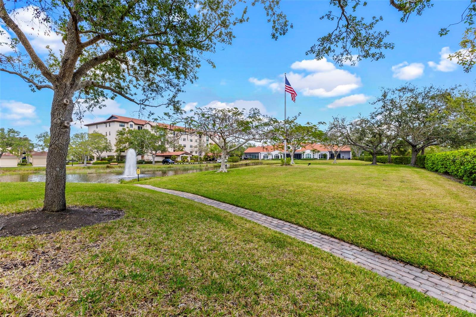 5420 EAGLES POINT CIR #103, SARASOTA, FL, 34231