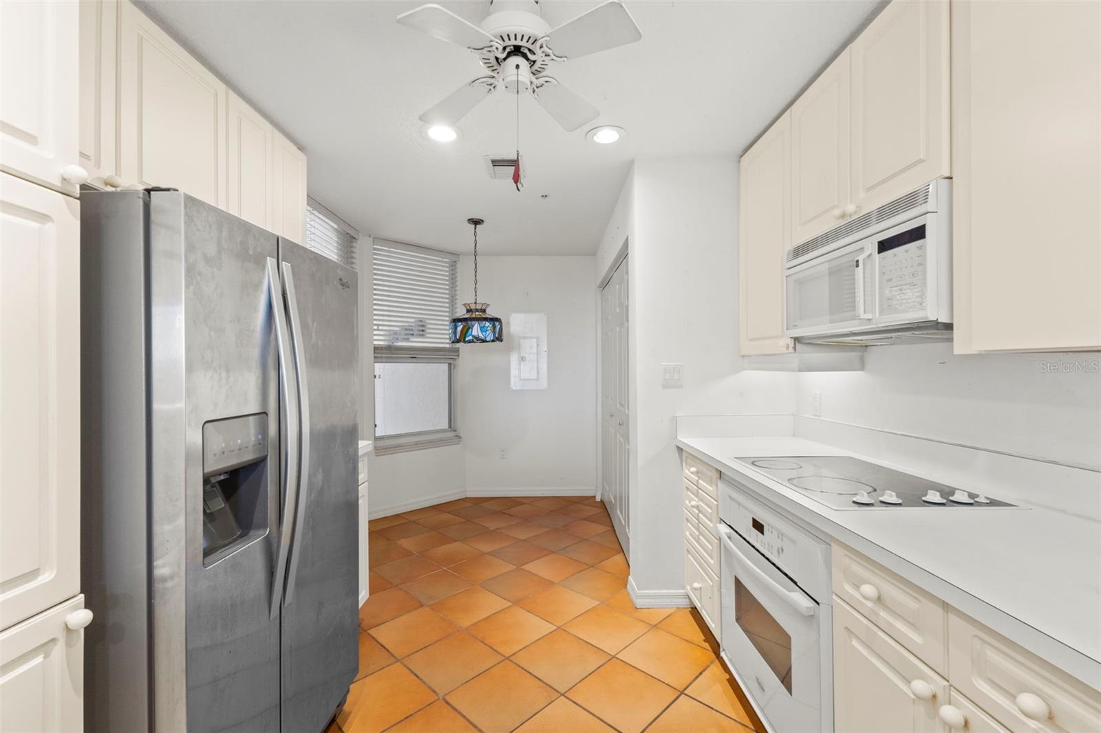 5420 EAGLES POINT CIR #103, SARASOTA, FL, 34231