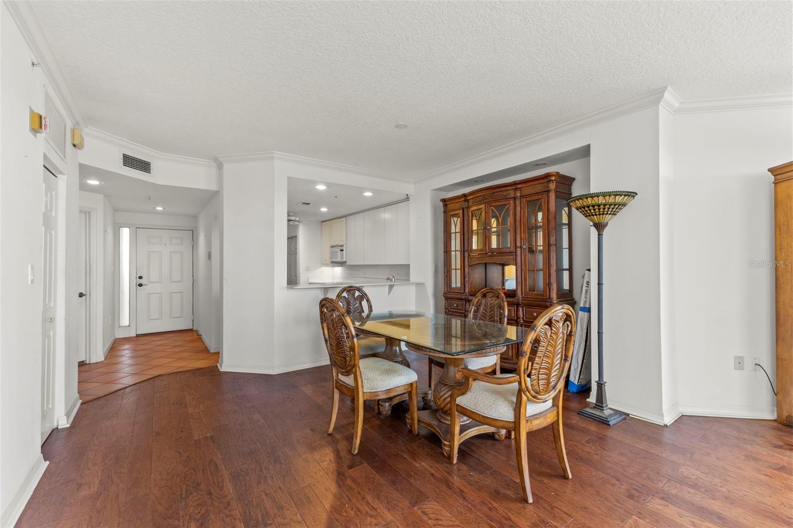 5420 EAGLES POINT CIR #103, SARASOTA, FL, 34231
