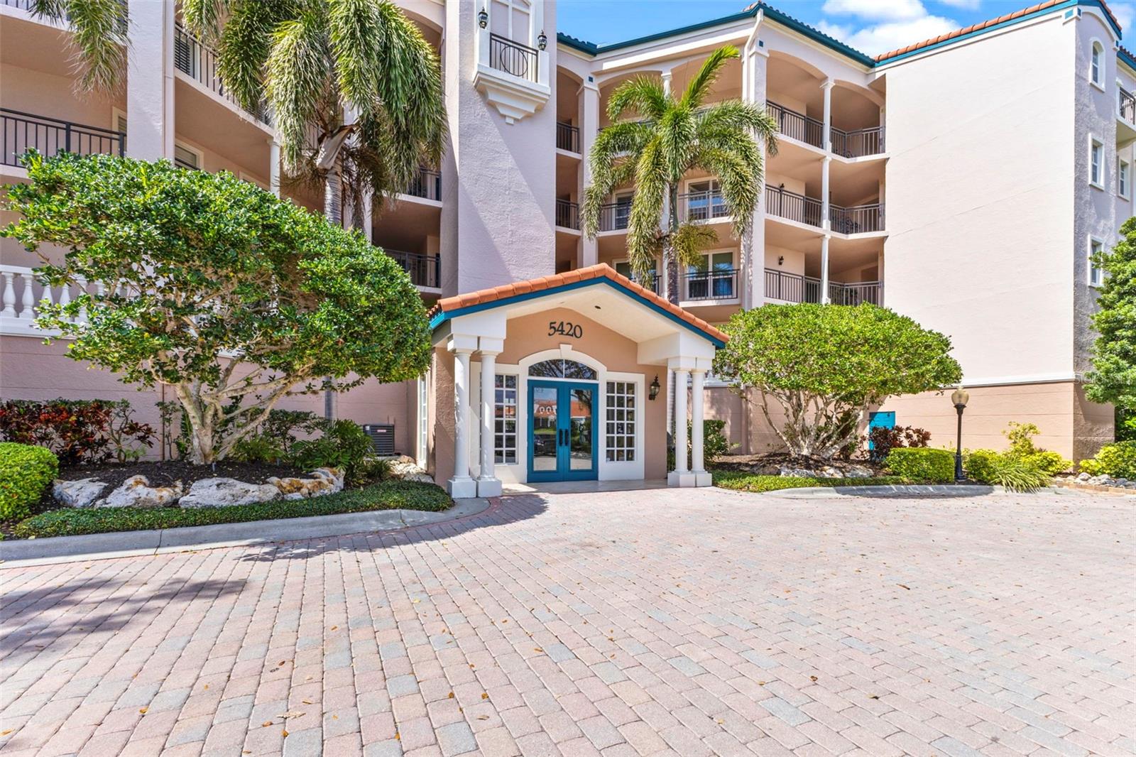 5420 EAGLES POINT CIR #103, SARASOTA, FL, 34231