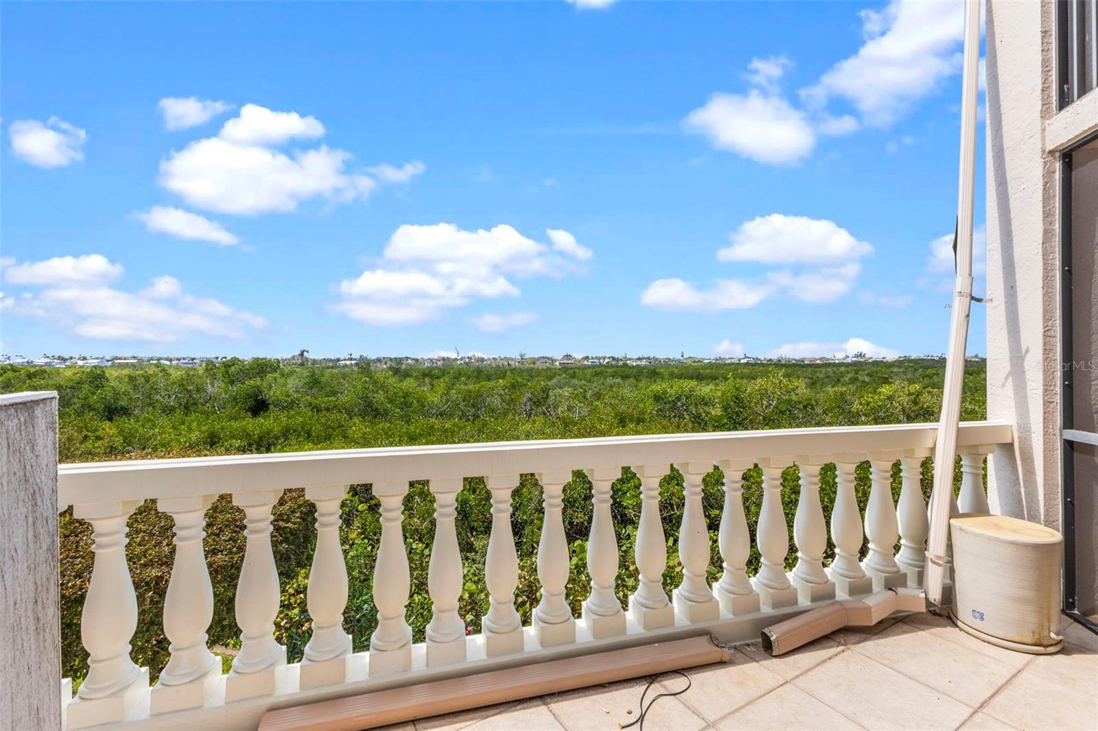 5420 EAGLES POINT CIR #103, SARASOTA, FL, 34231