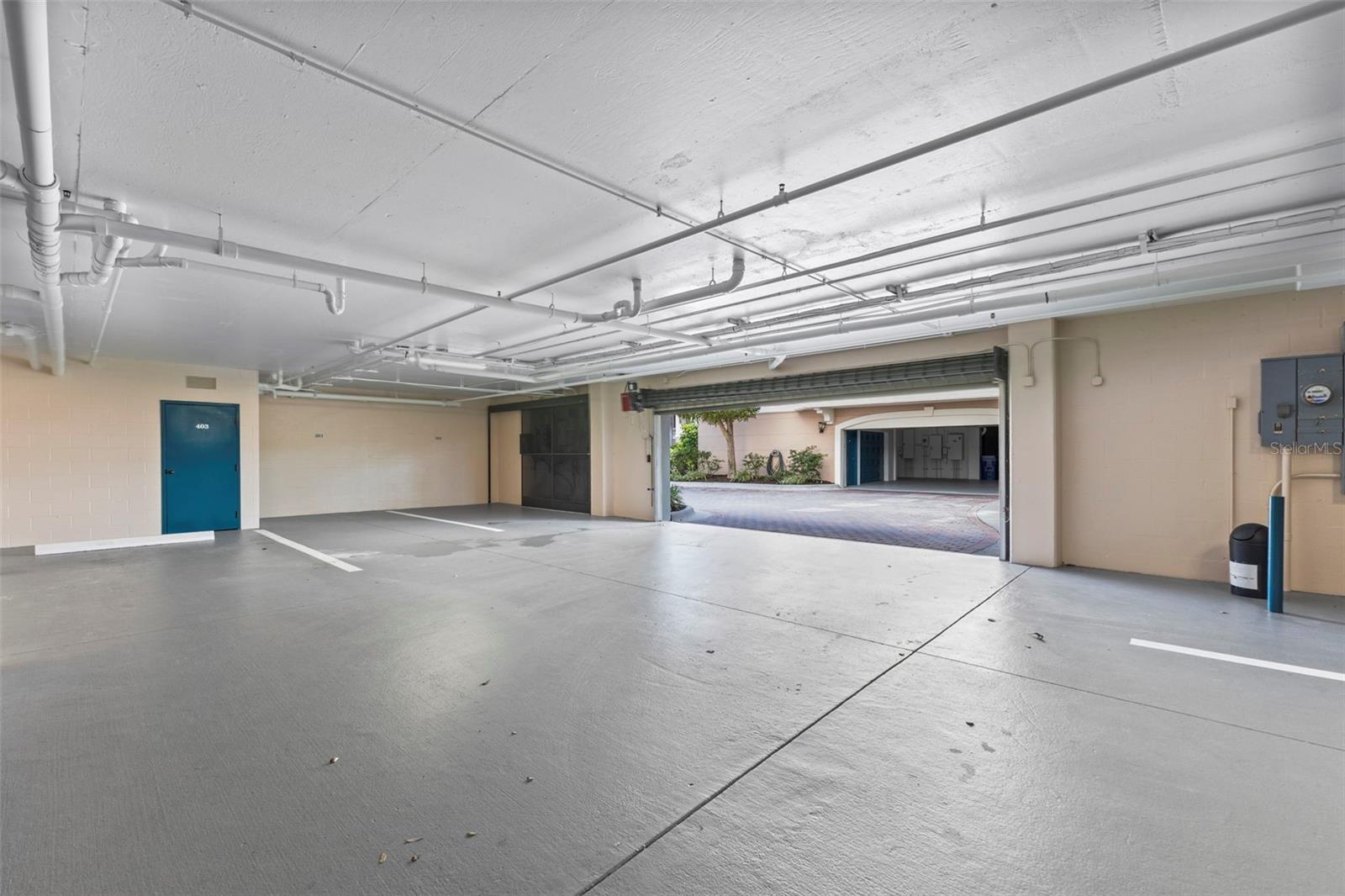 5420 EAGLES POINT CIR #103, SARASOTA, FL, 34231