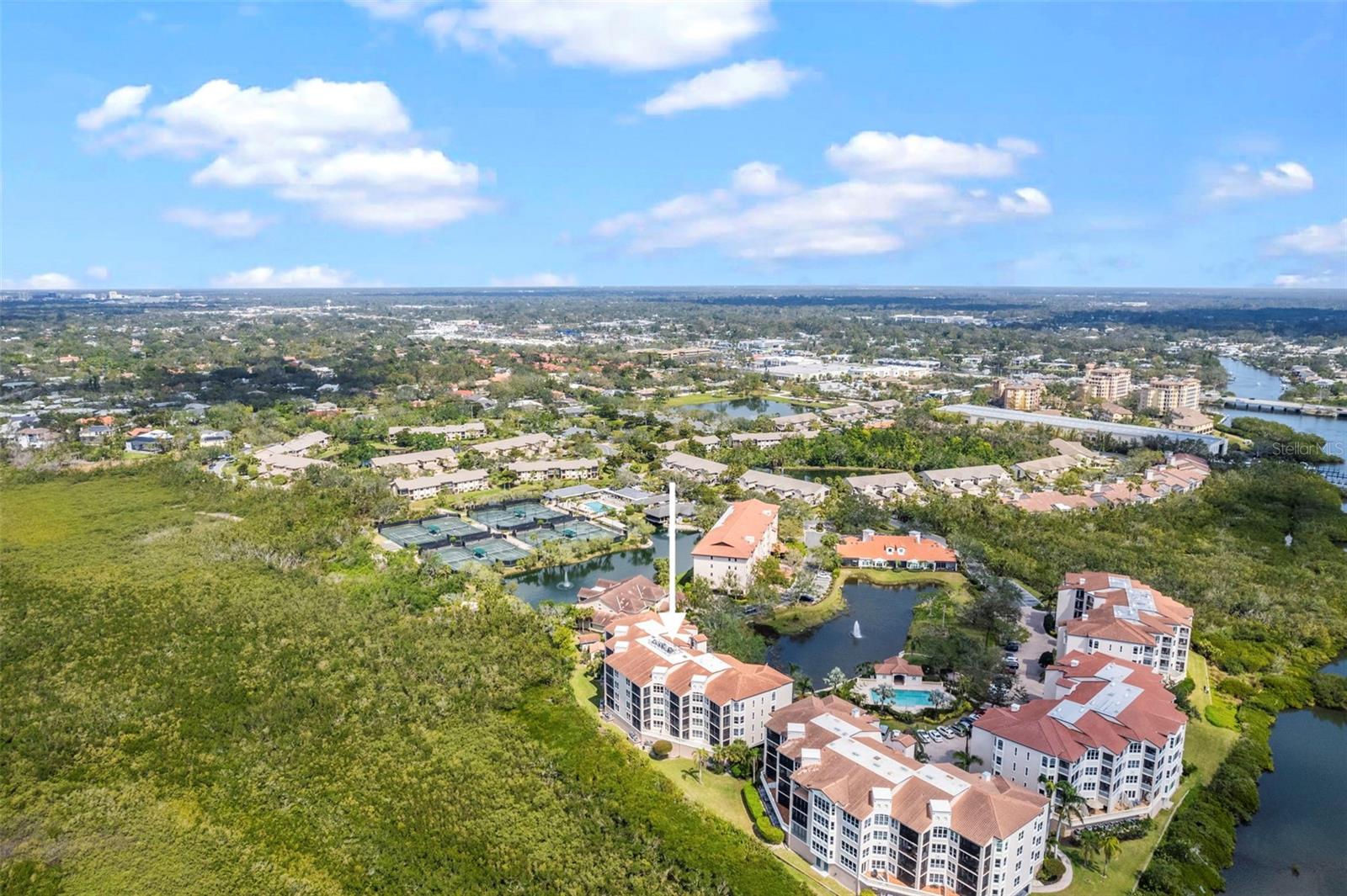 5420 EAGLES POINT CIR #103, SARASOTA, FL, 34231