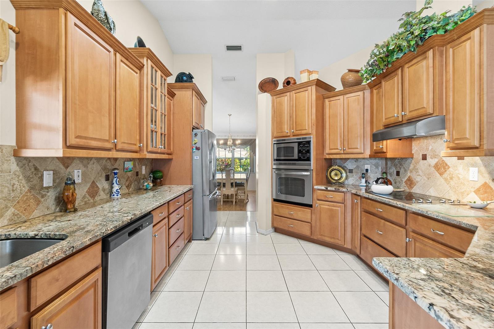 33 POINSETTIA LN, PALM COAST, FL, 32164