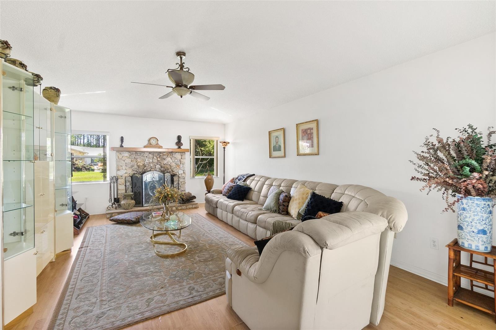 33 POINSETTIA LN, PALM COAST, FL, 32164