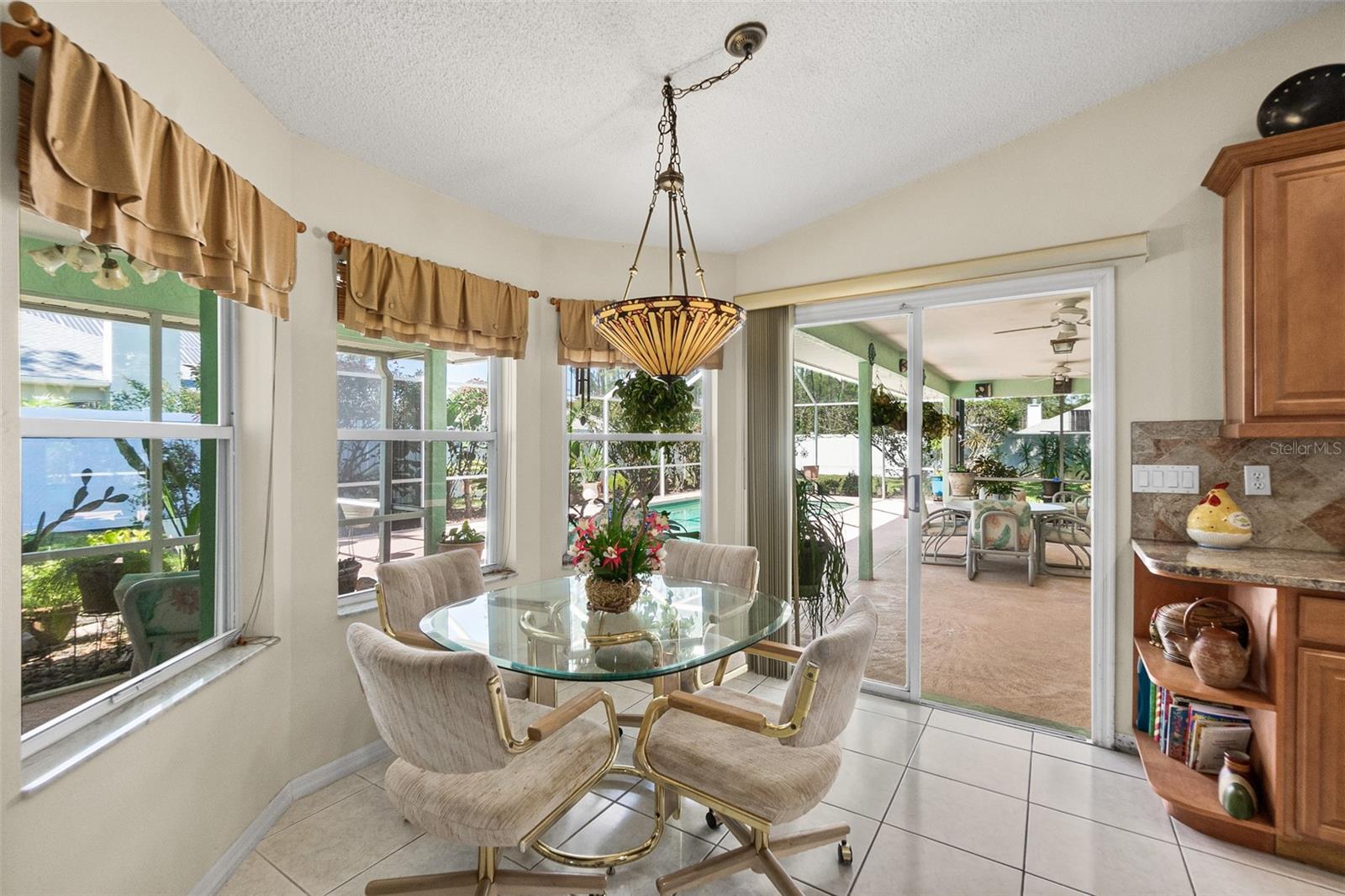 33 POINSETTIA LN, PALM COAST, FL, 32164