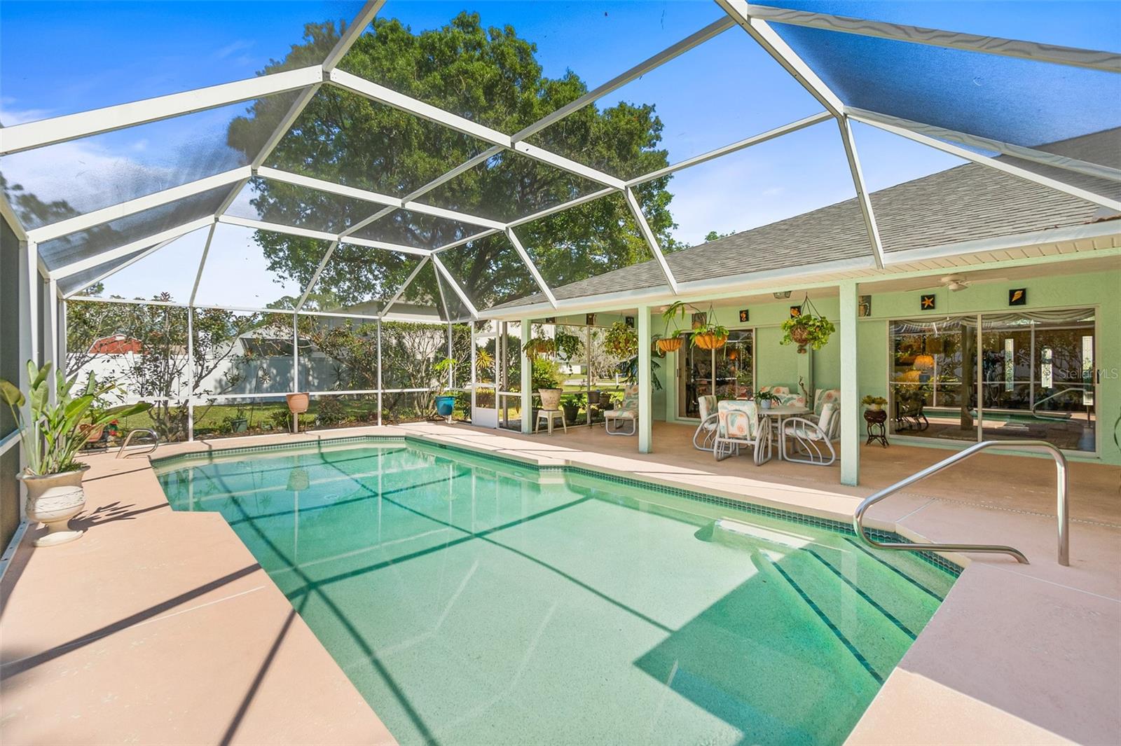 33 POINSETTIA LN, PALM COAST, FL, 32164