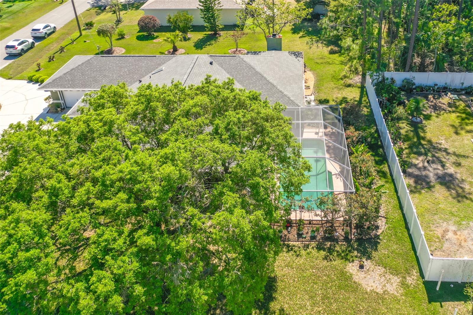 33 POINSETTIA LN, PALM COAST, FL, 32164