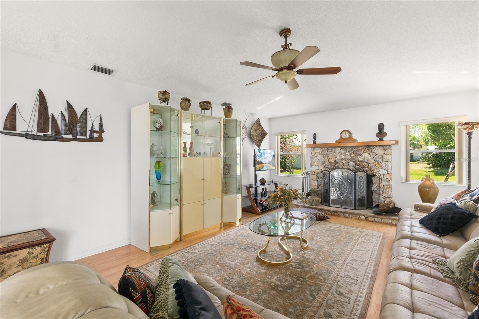 33 POINSETTIA LN, PALM COAST, FL, 32164