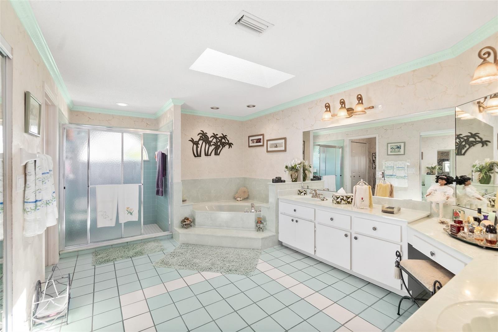 33 POINSETTIA LN, PALM COAST, FL, 32164
